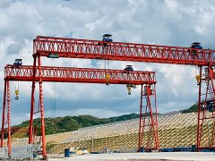 <b>提梁龙门吊的载荷限制器如何正确使用</b>