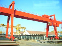 <b>双梁龙门吊在物流园区使用要满足哪些要求</b>